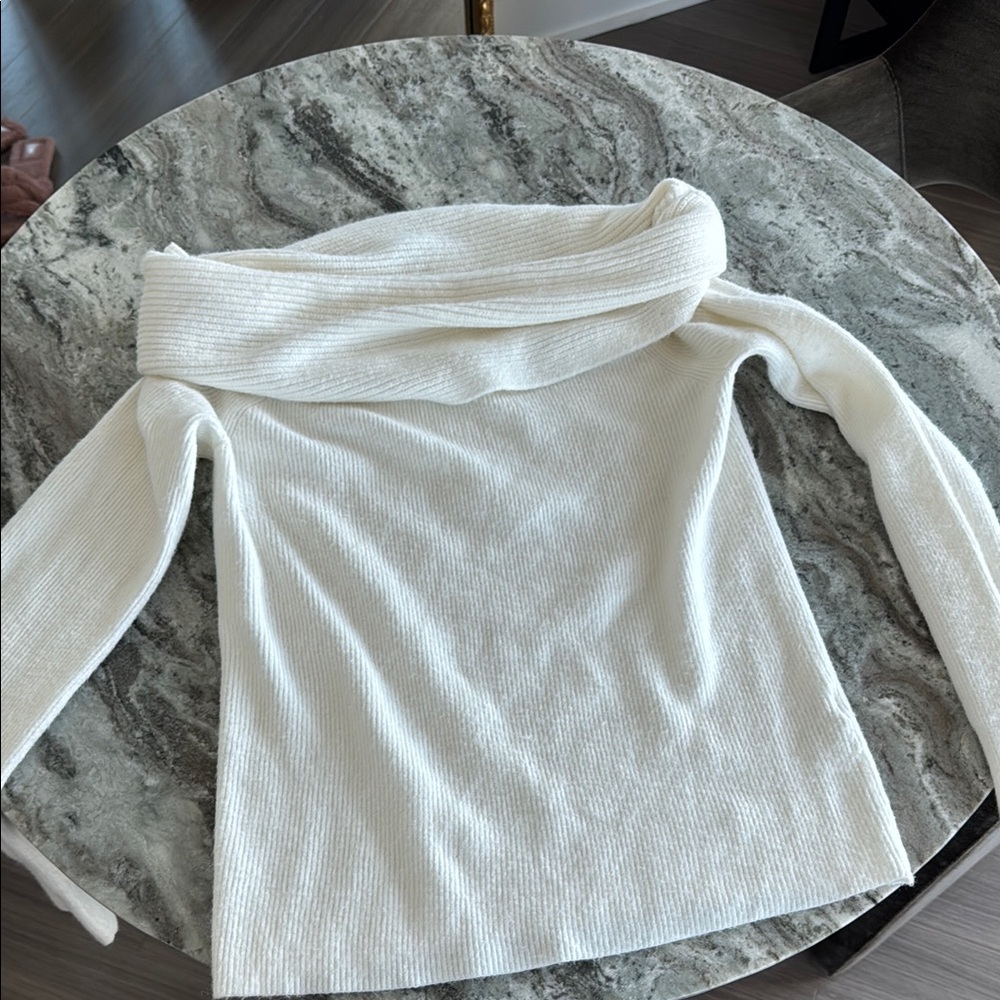 Leith White Off-the-Shoulder Sweater